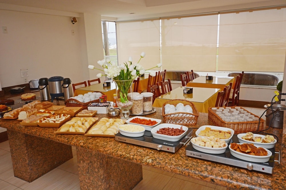 Hotel Balneario Cabo Frio 12/16