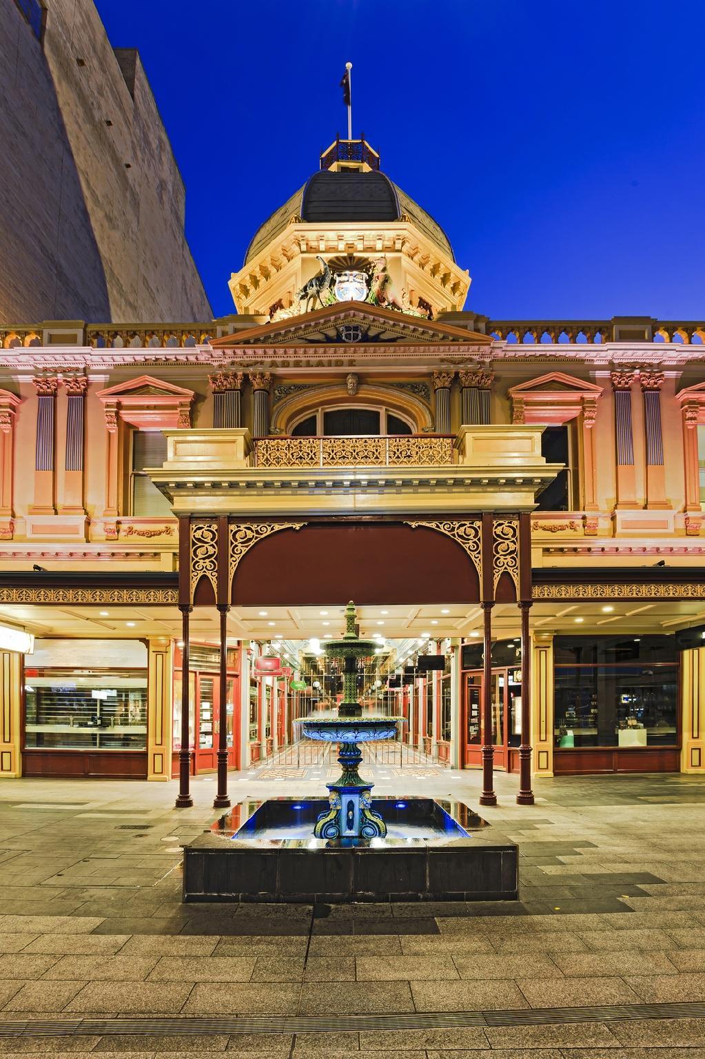 Adelaide Motel Backpackers 2/24
