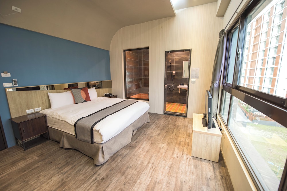 Ruo Shui Hotspring Hotel 20/62