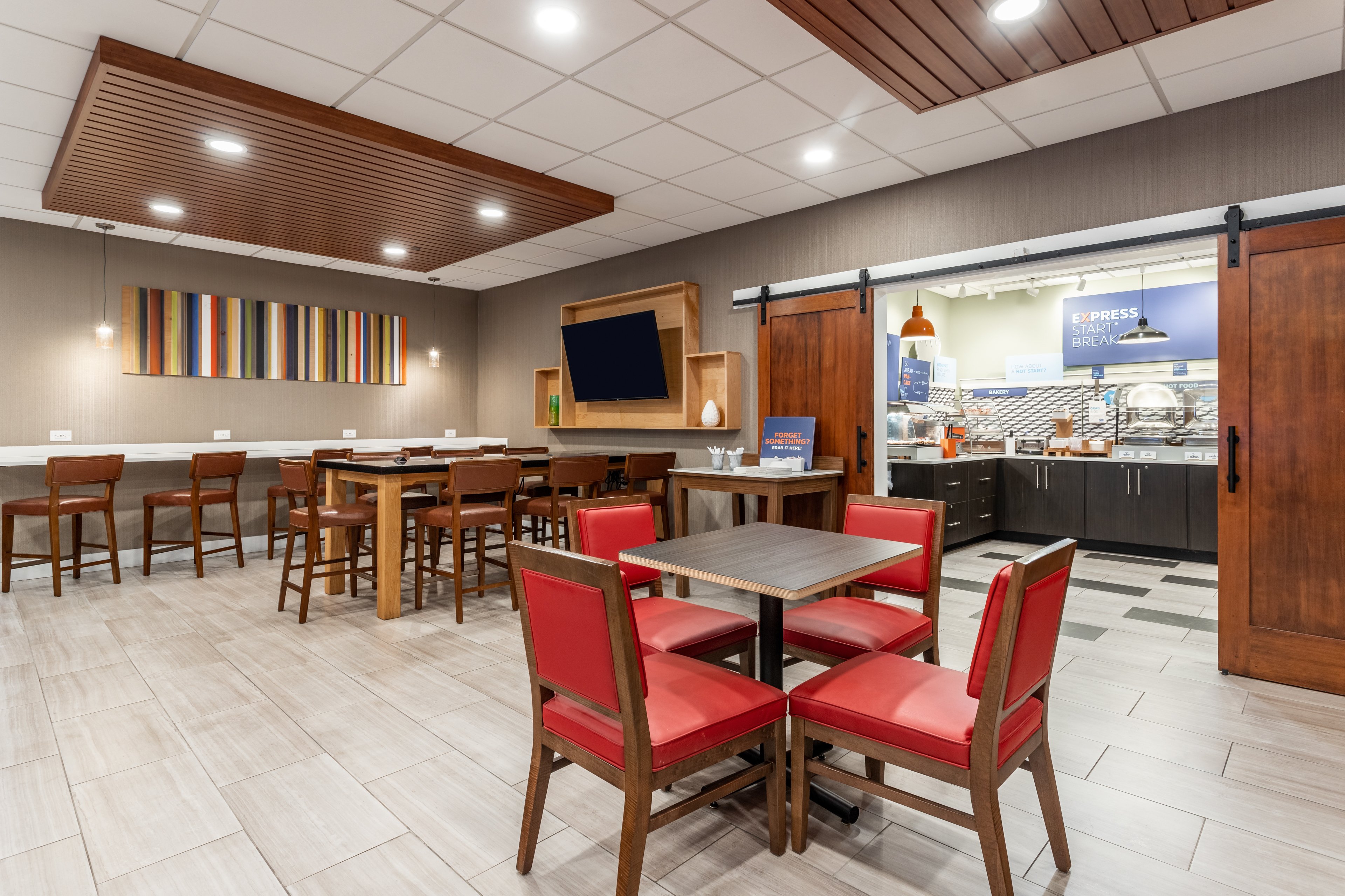 Holiday Inn Express Annapolis East-Kent Island 51/76