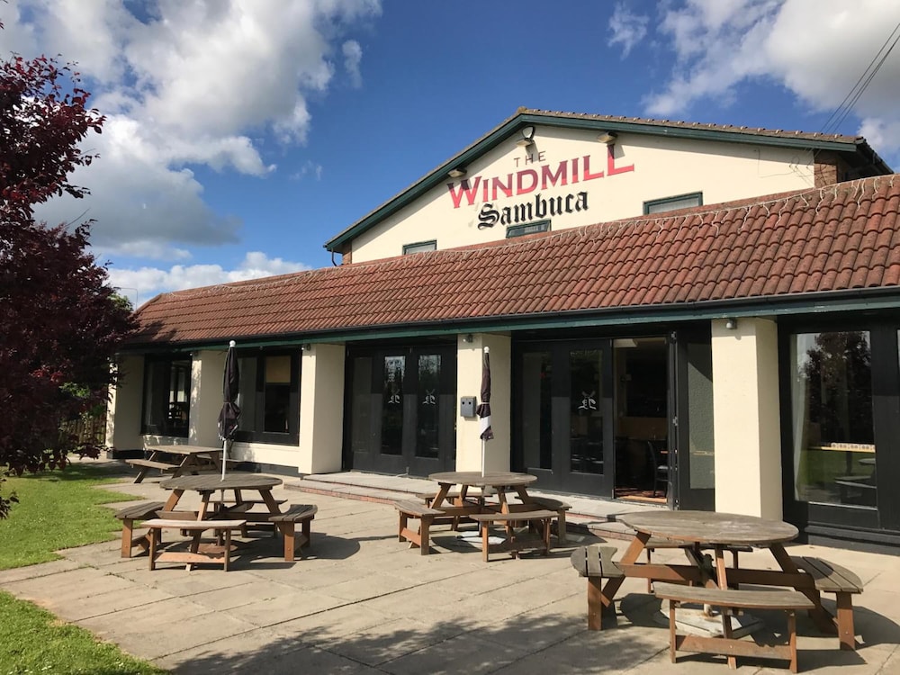The Windmill 21/24