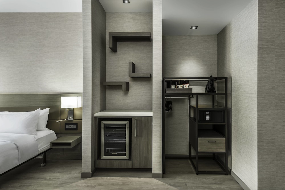 Ac Hotel By Marriott Charlotte City Center 14/61