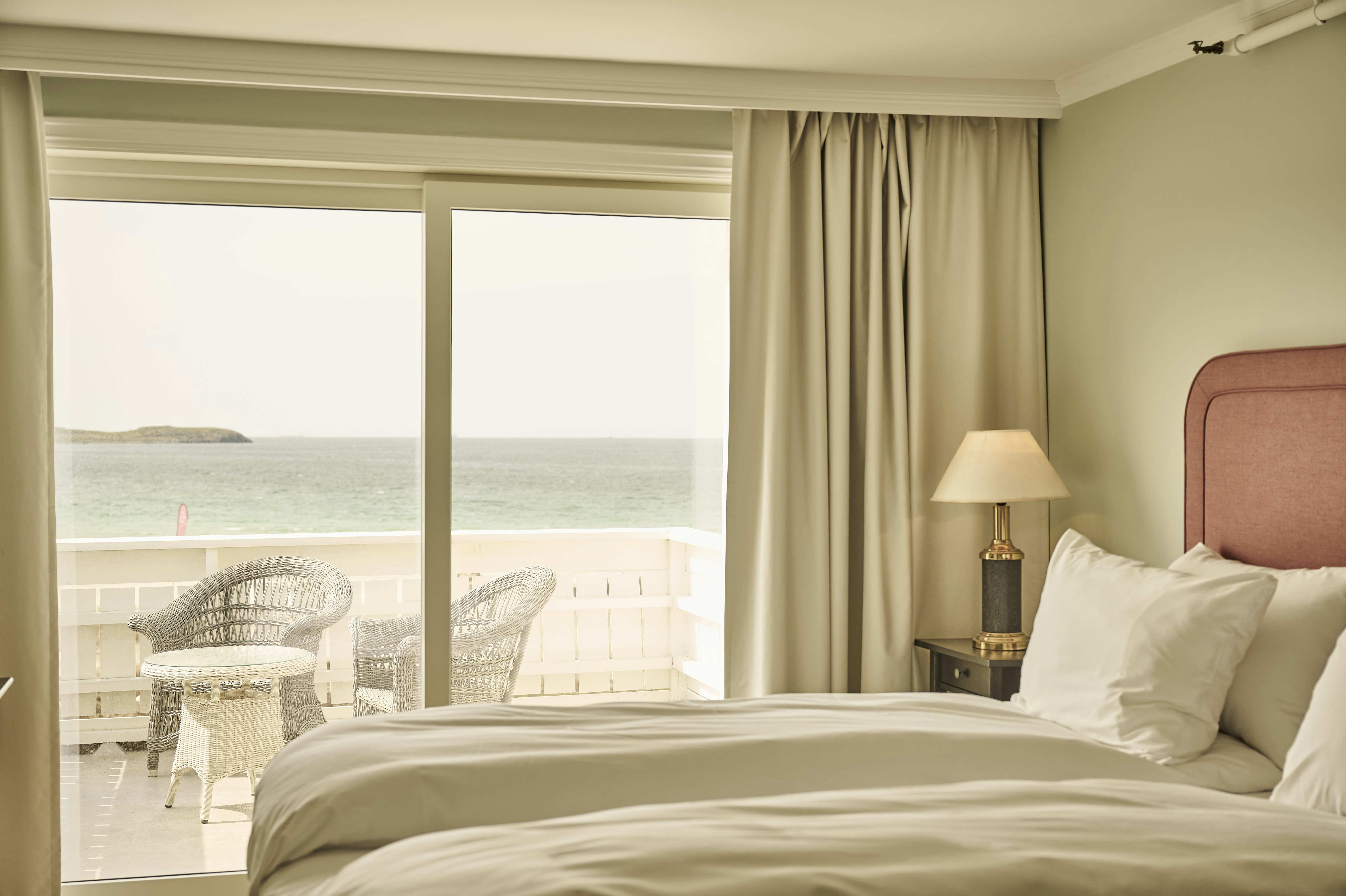 Sola Strand Hotel 5/22