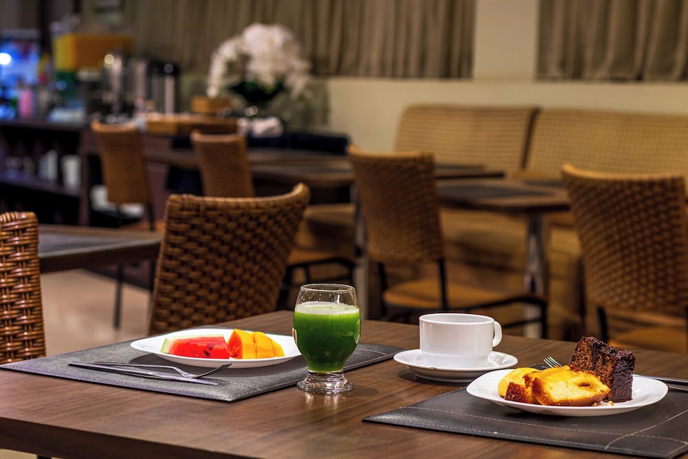 Planalto Bittar Hotel 33/50