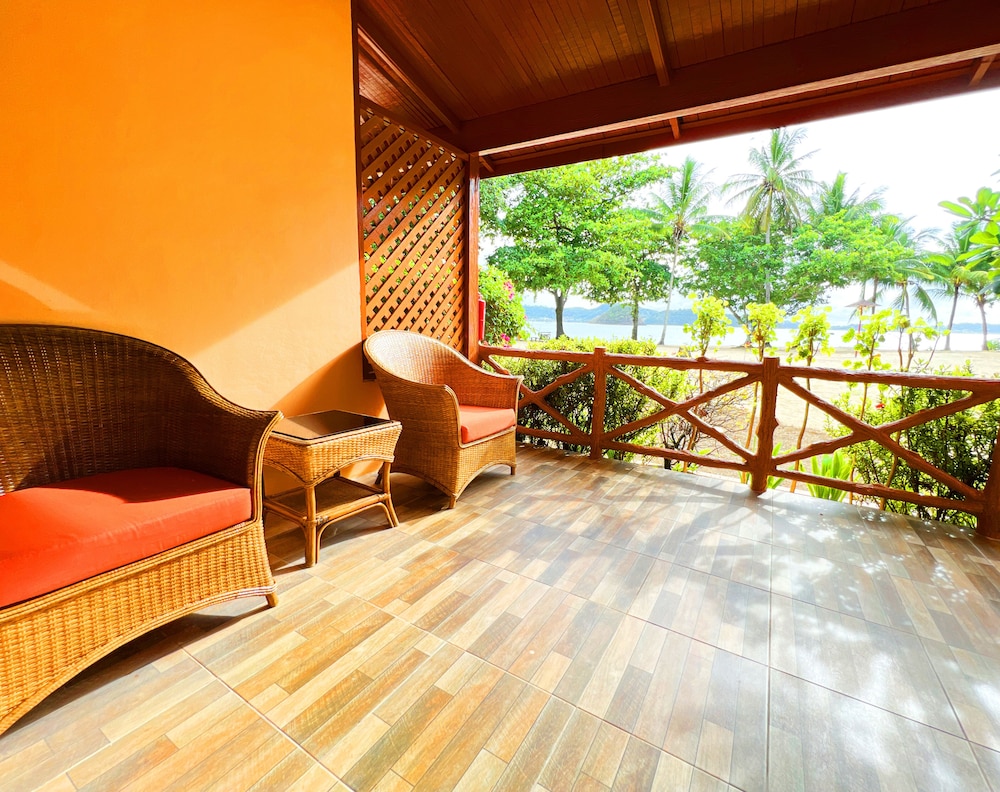 Cruiser Island Resort by Swiss-Belhotel 69/95