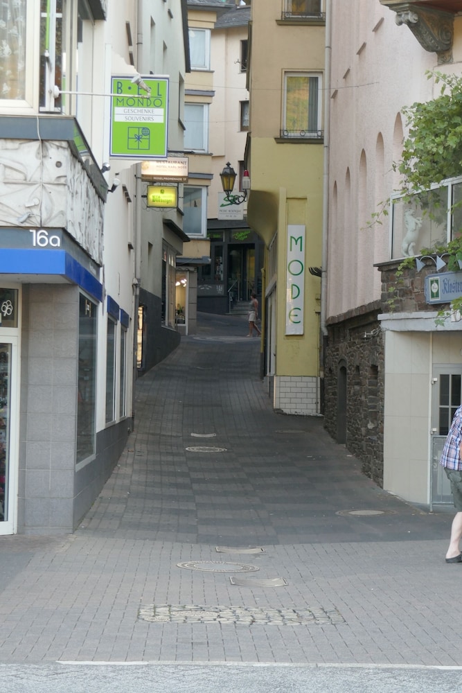 Villa Tummelchen 41/50
