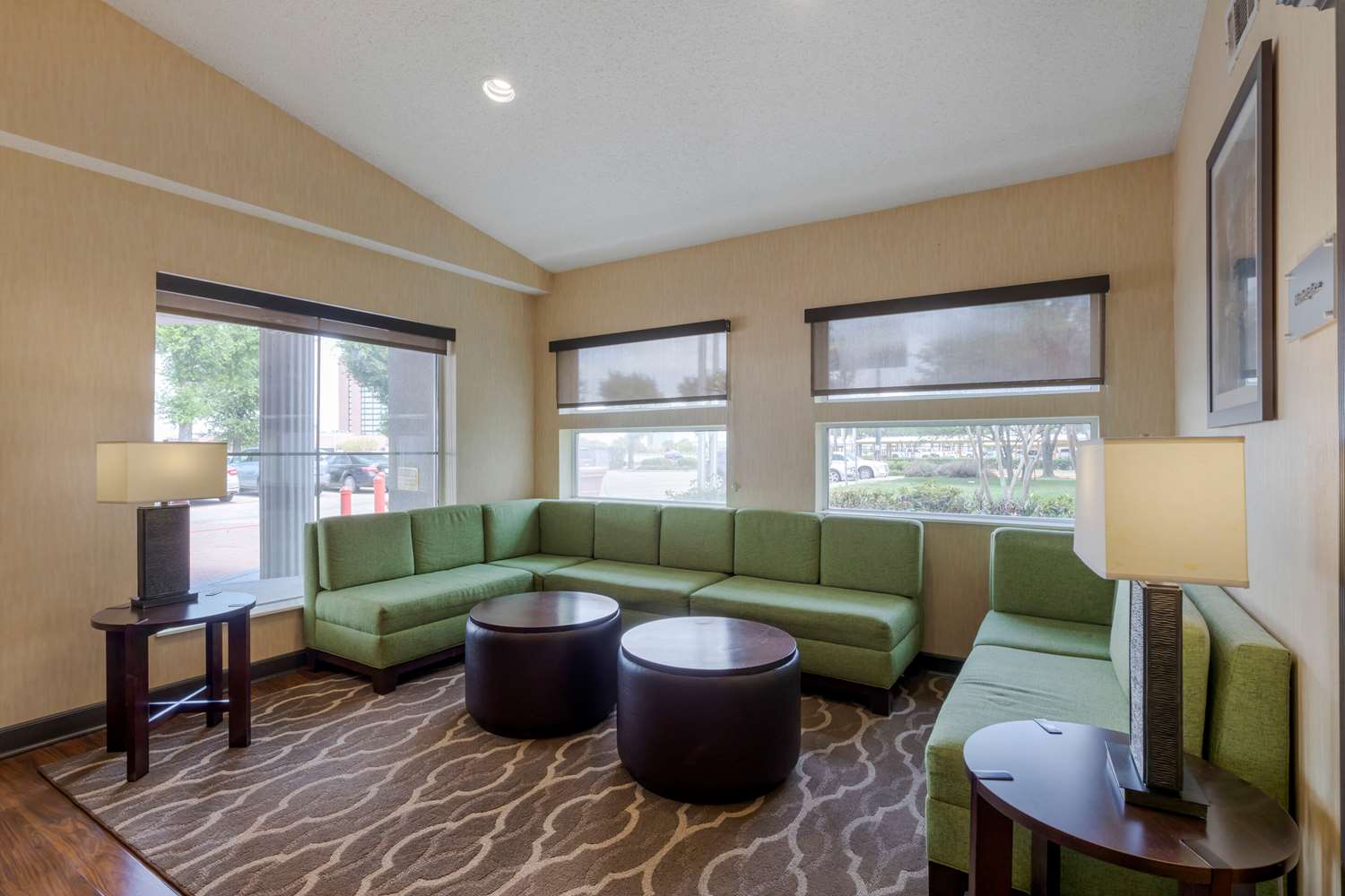Comfort Suites DFW Airport 7/16