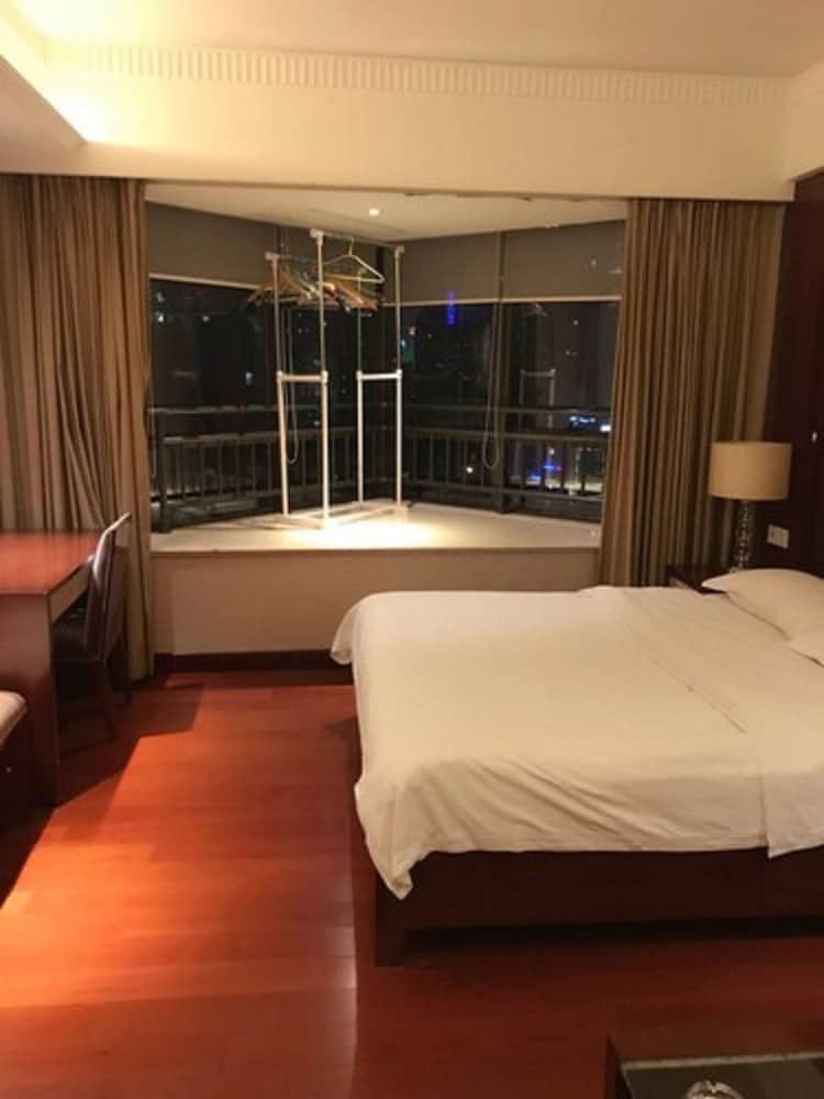 Shanghai ZiYuan Service Apartment 33/61