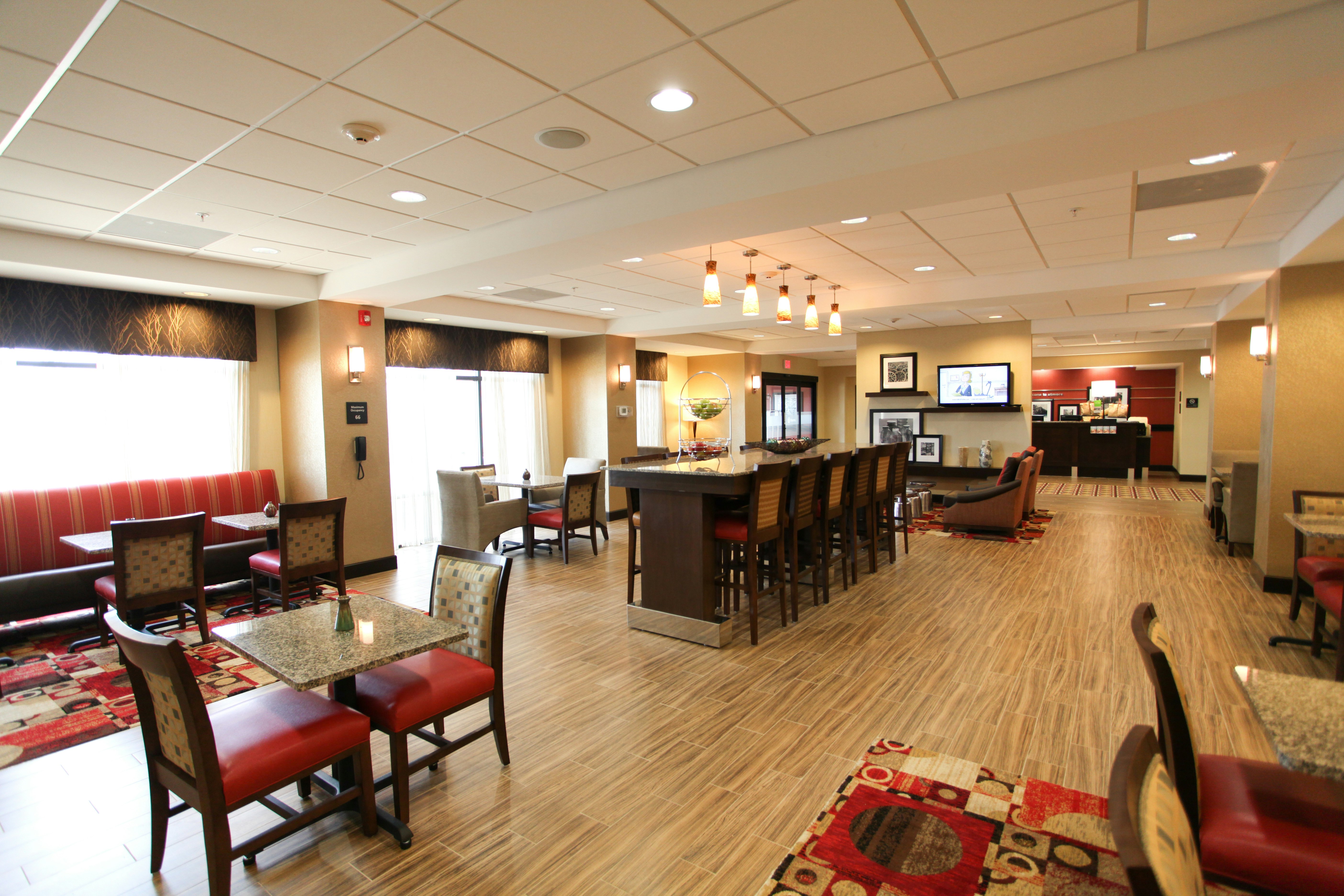 Hampton Inn Atmore 38/52