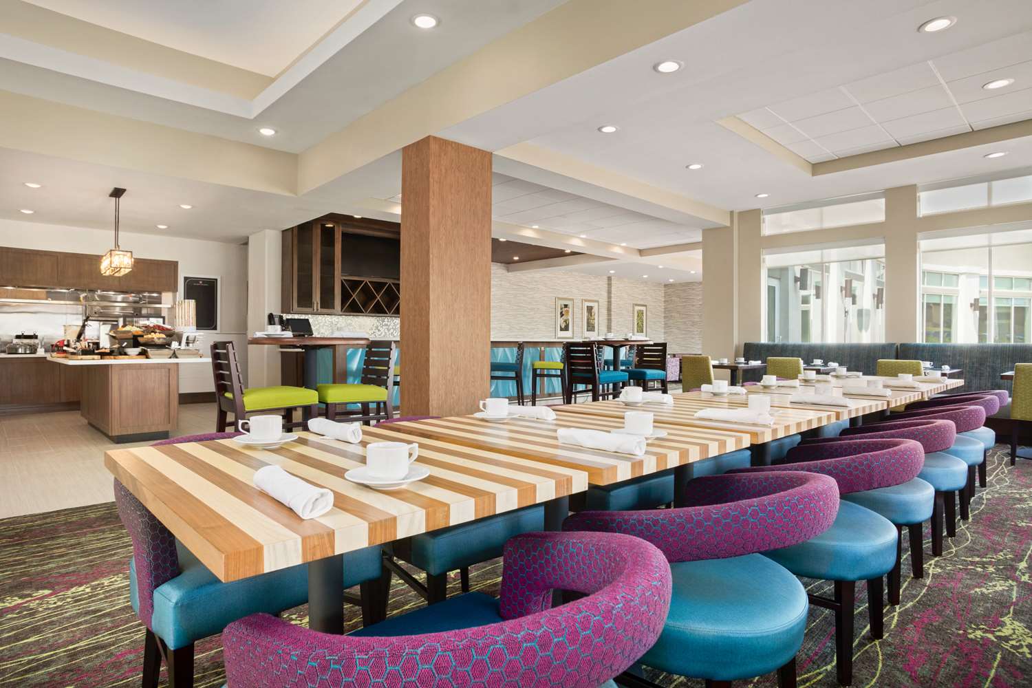 restaurant cafeteria