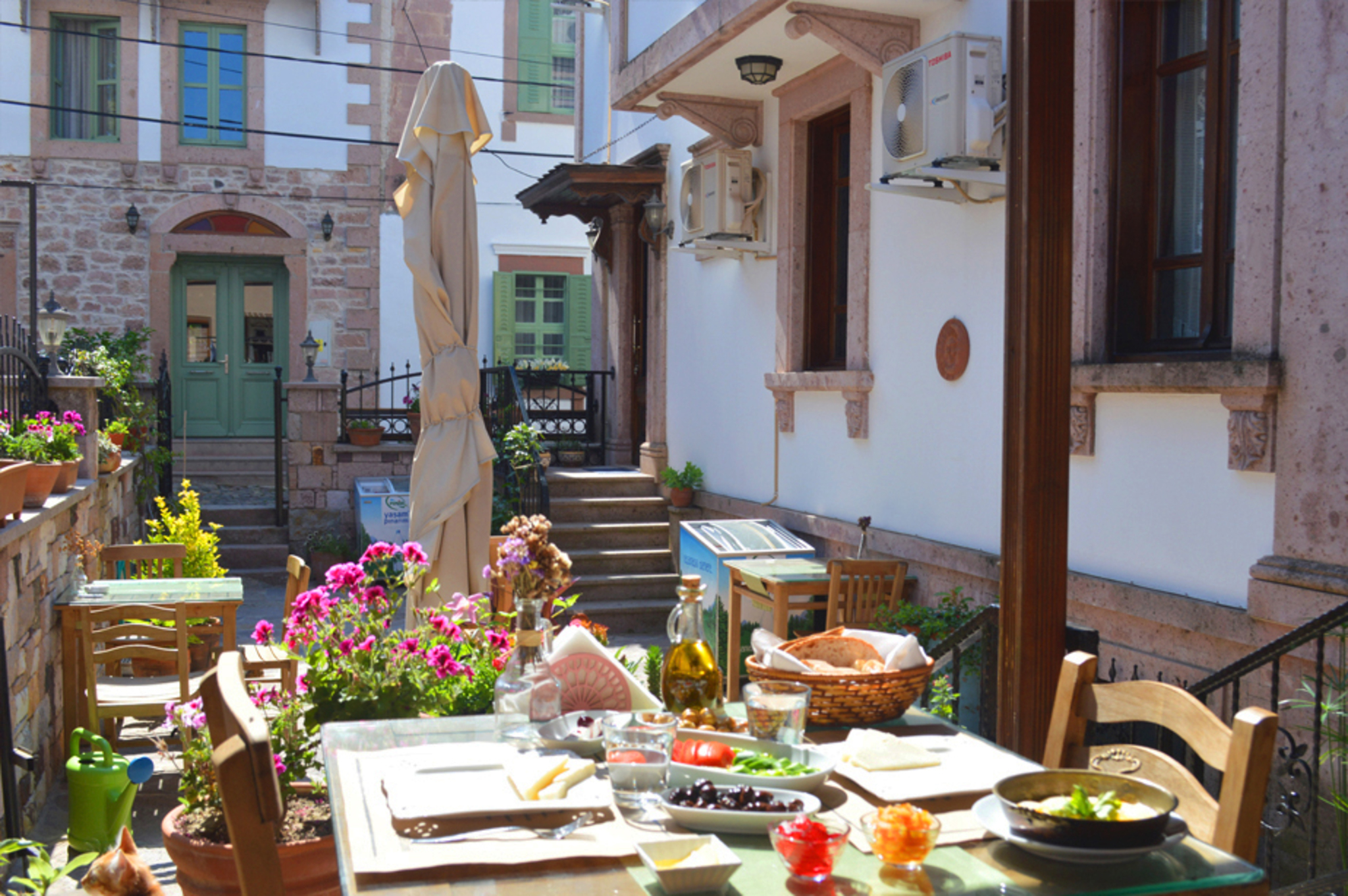 Ayisigi Otel Cunda 20/25