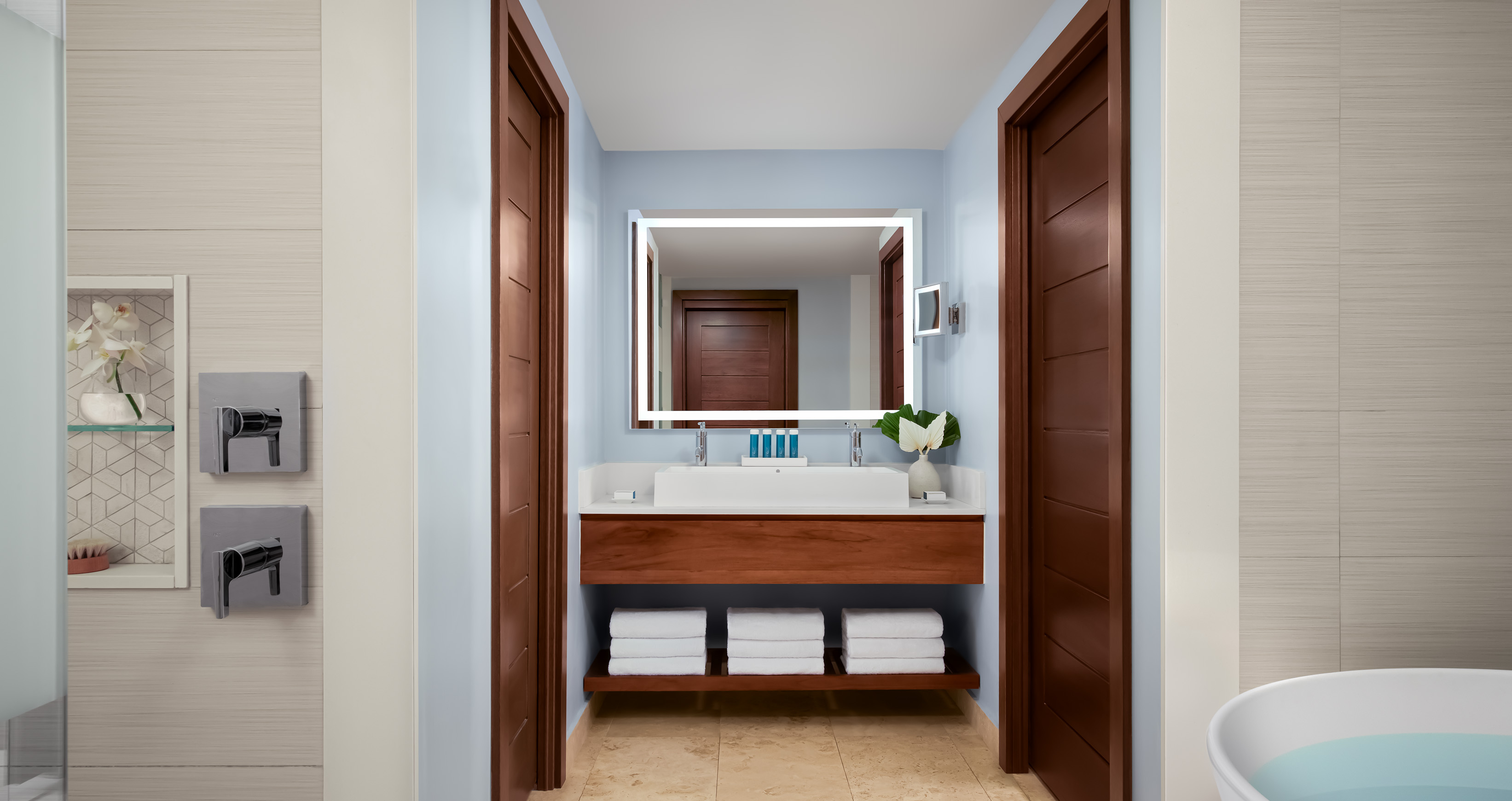 1 Bedroom, Starlight, Tranquility, Suite, Beach Front, Butler, Balcony, Bathtub
