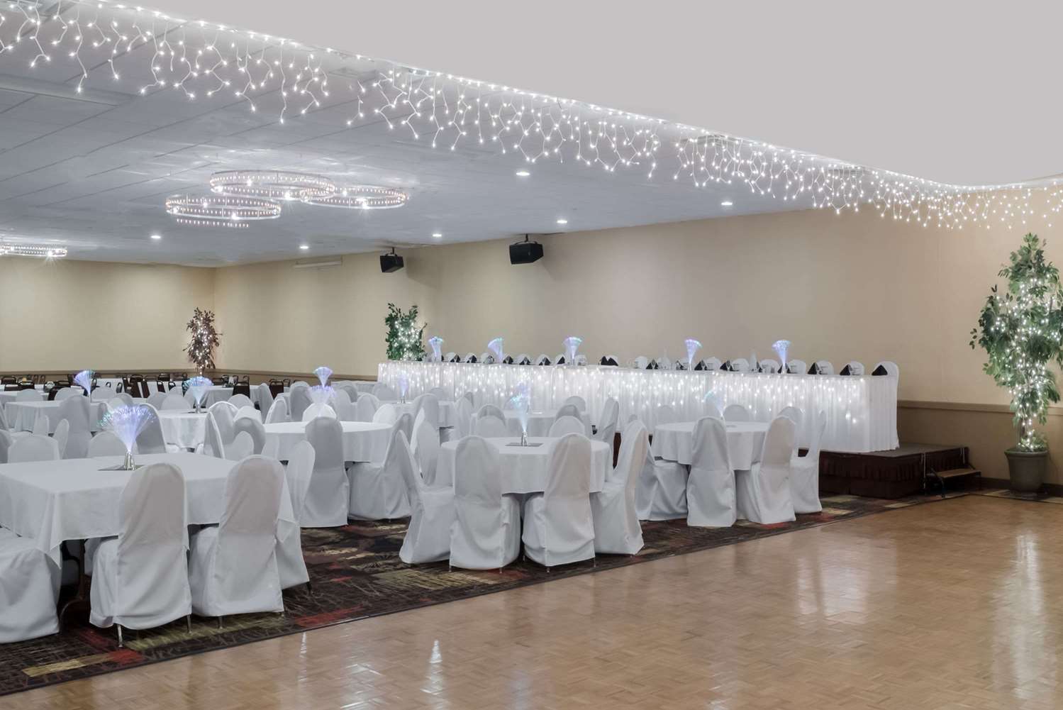 Ramada By Wyndham Grand Forks 31/40