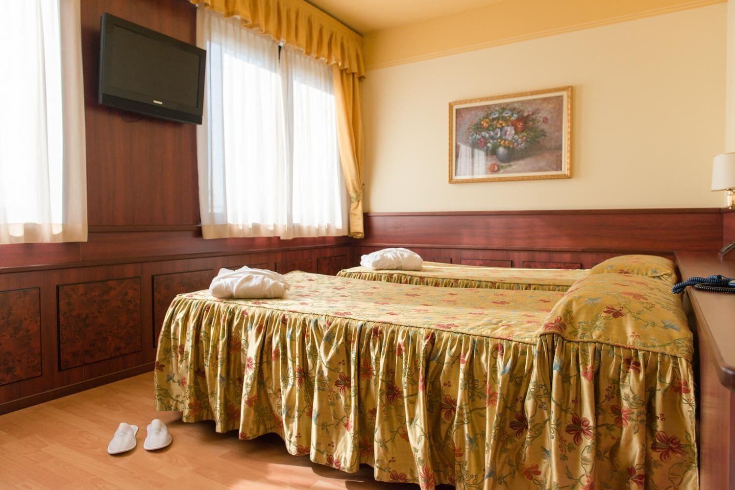 Hotel Melas 29/50