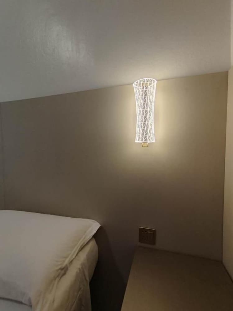 Hotel Mondial 26/55