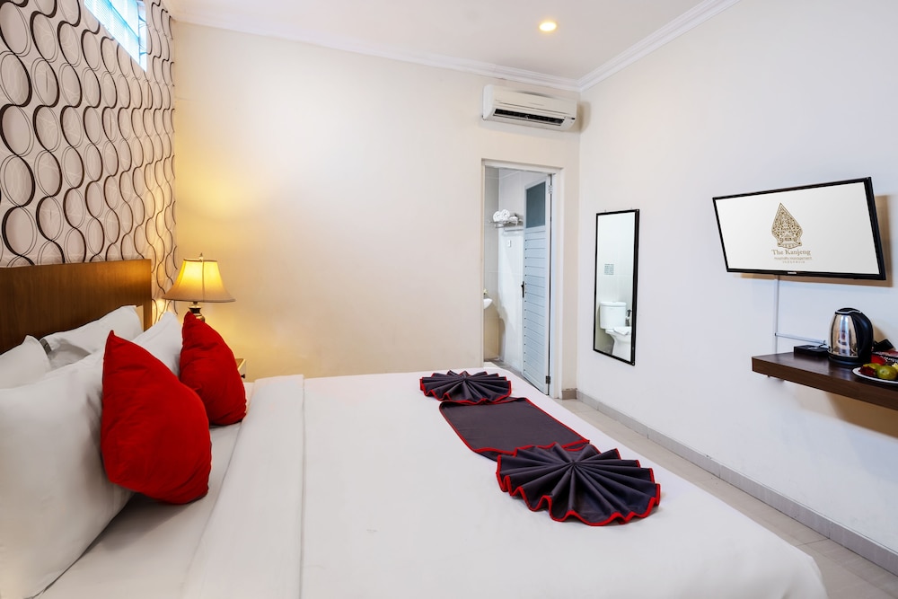 The Kanjeng Hotel Kuta 9/36