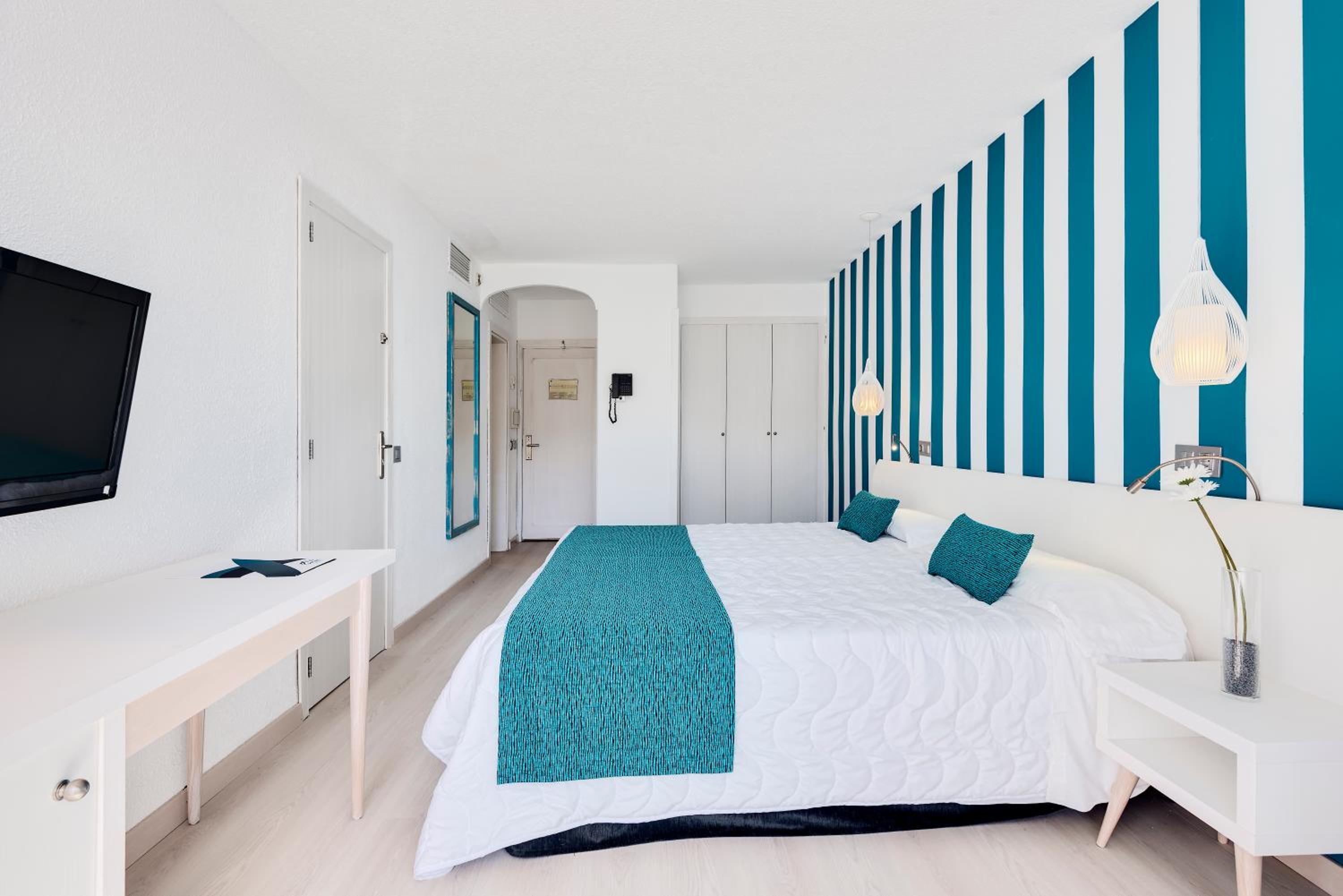 Premium, Double Bed, Private Garden