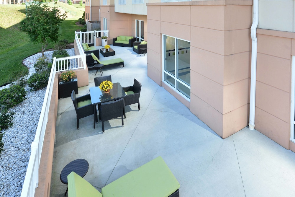 Fairfield Inn Suites Wytheville 30/36