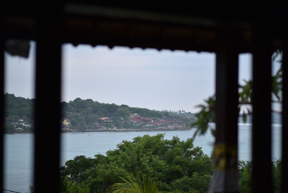 Sunday Huts Lembongan 42/50
