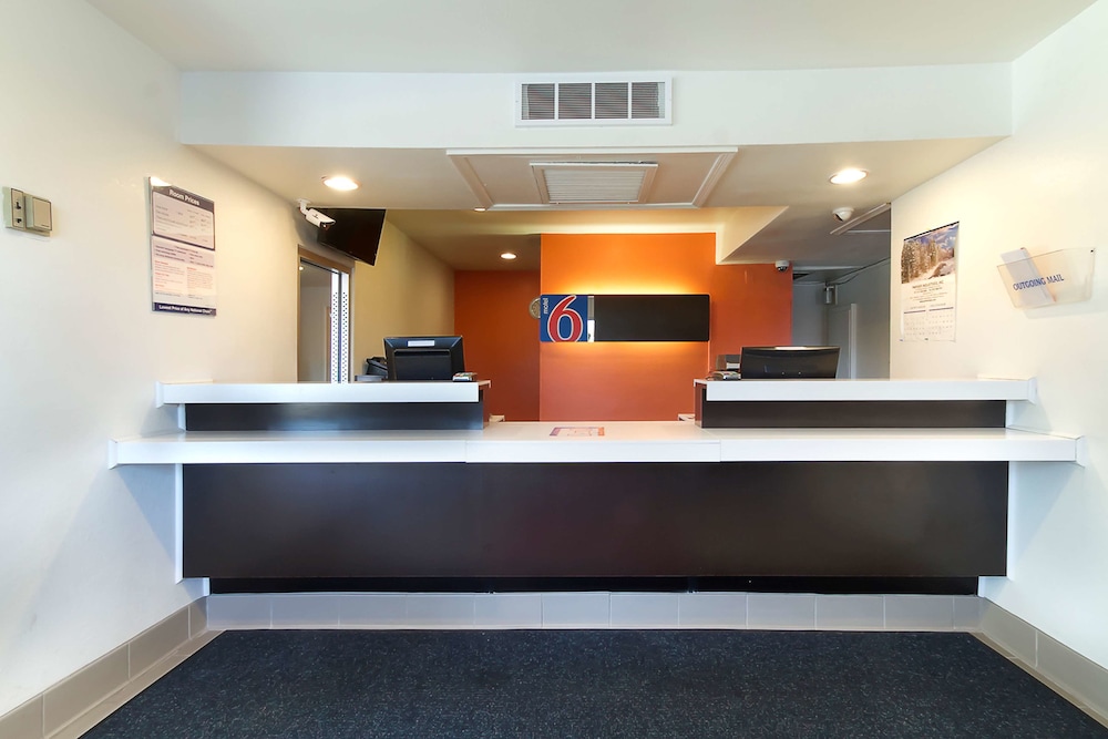 Motel6 Capitol Heights, MD - Washington 8/28