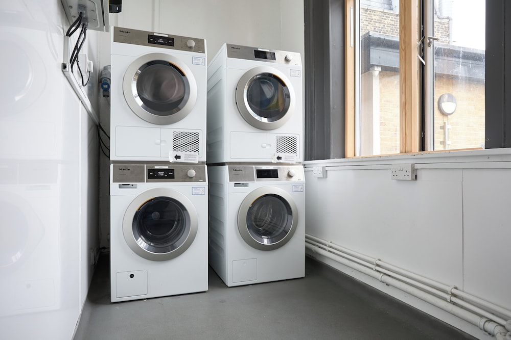 St Christophers Inn Village London Bridge Hostel Ex Hostel St Christophers Village 46/74