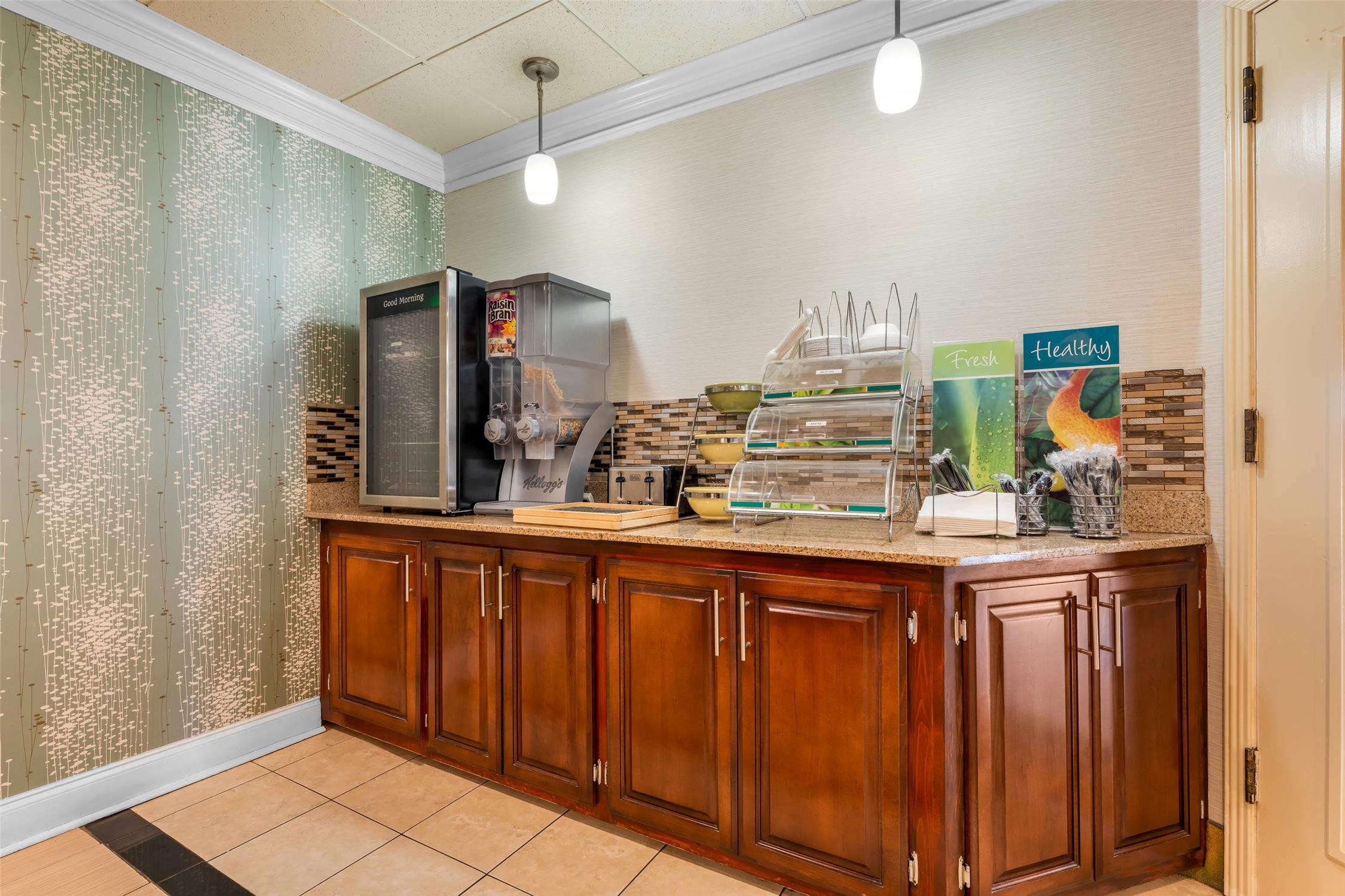 Quality Inn Alexander City 8/53