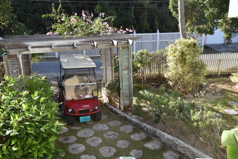 THE SUGAR APPLE BED AND BREAKFAST 39/50