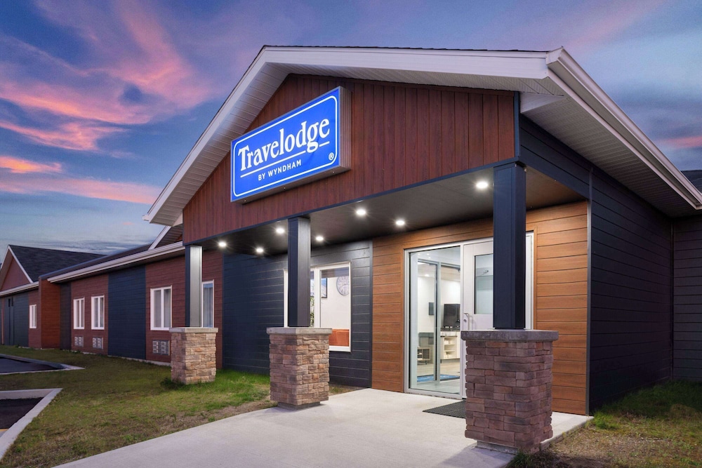 Travelodge by Wyndham Marathon 1/17