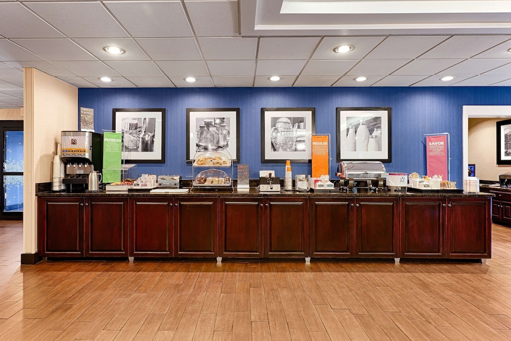 Hampton Inn Morganton 9/39