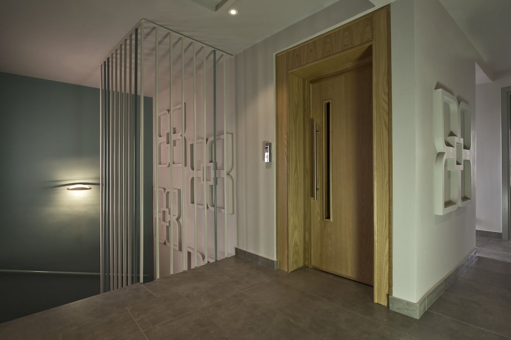 Elia Bettolo Hotel 42/69