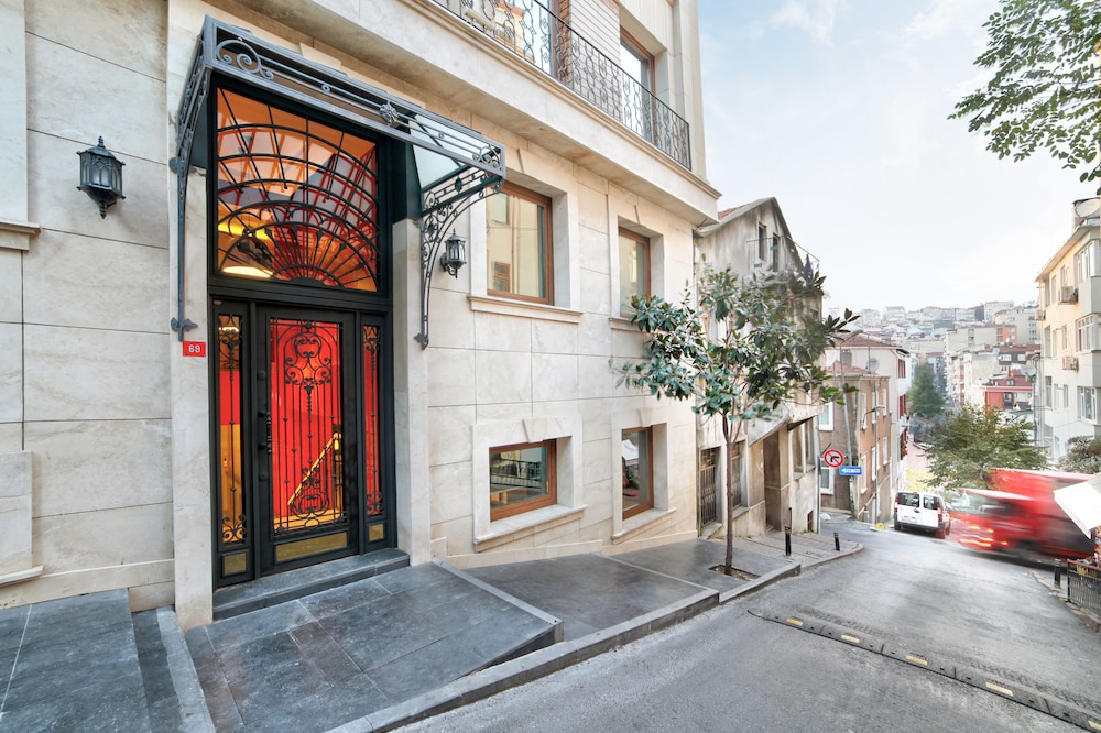 The Fox Hotel Taksim 63/69