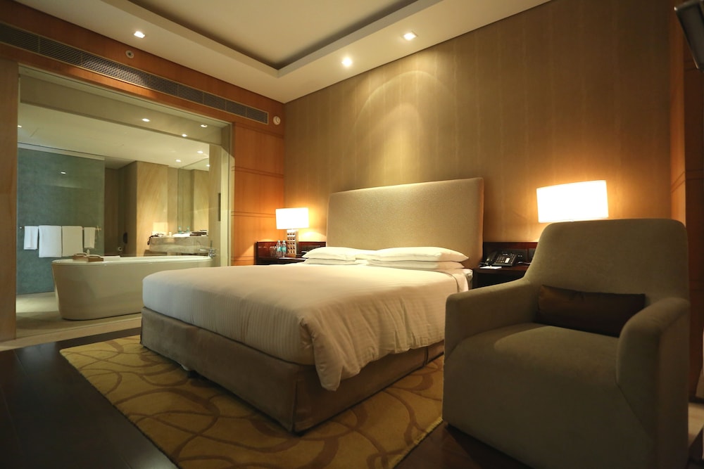 Diplomat, Studio, Suite, King Bed