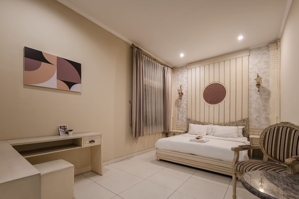 Premium, King Bed