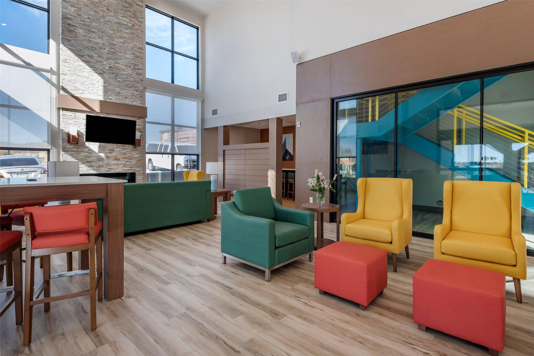 Comfort Suites Colorado Springs East - Medical Center Area 31/31