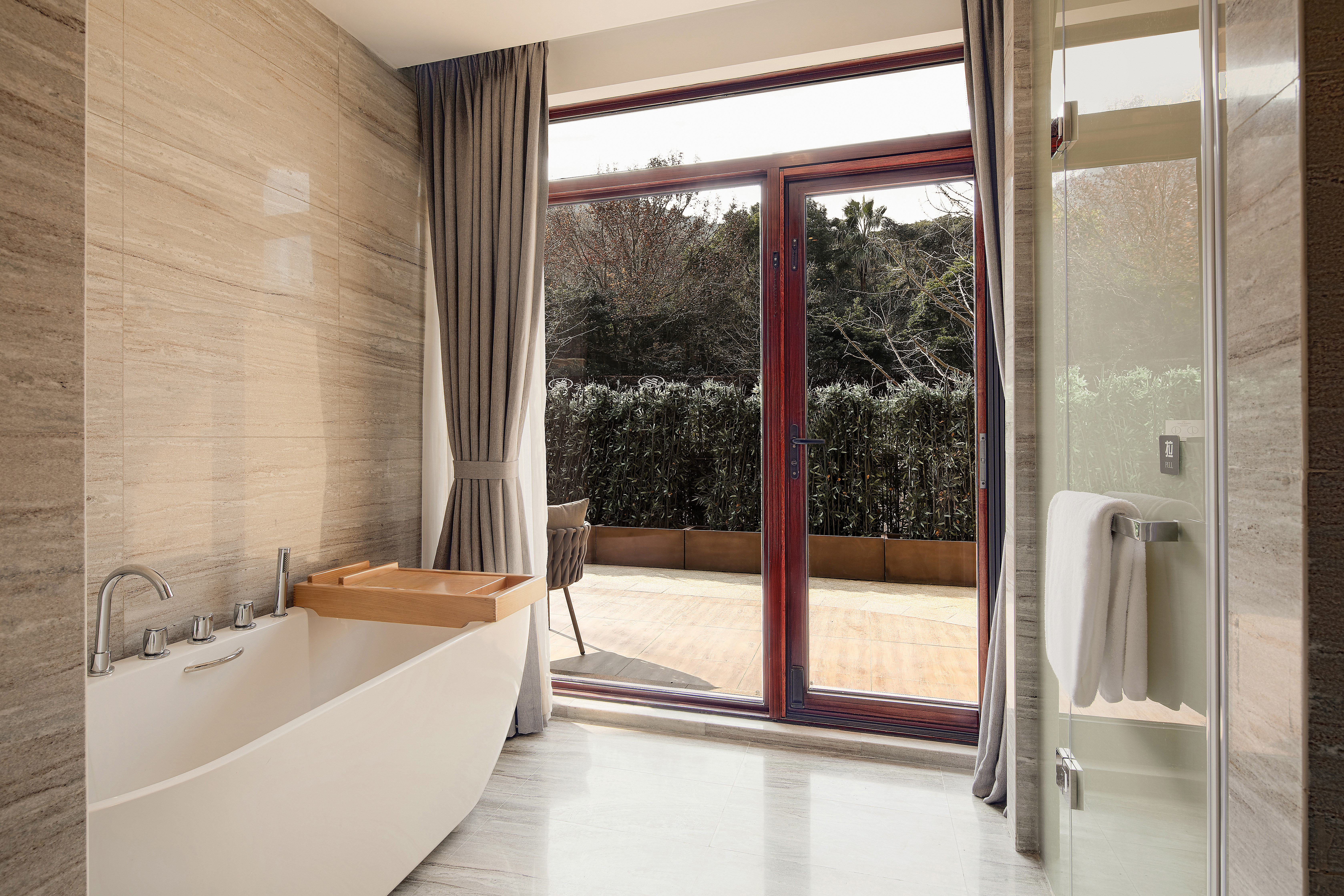 Crowne Plaza Zhoushan Seaview 50/51