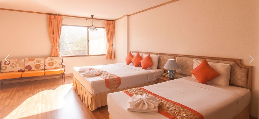 Takiab Beach Resort 29/64