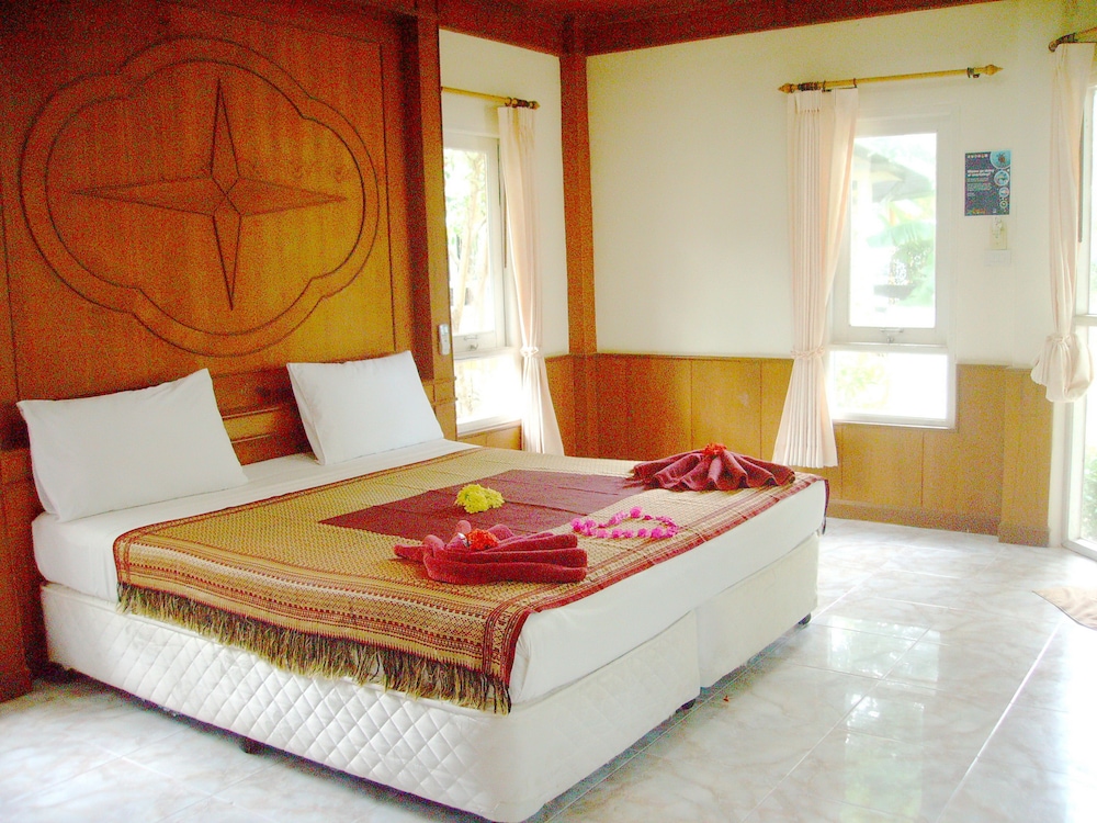 Lanta Palm Beach Resort 19/60