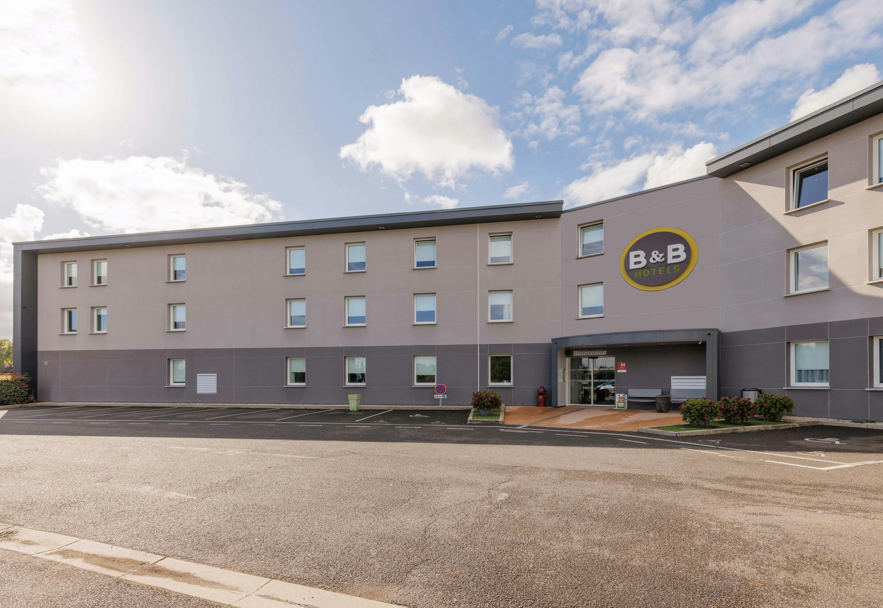 B&B Hotel Clermont Ferrand Nord Riom in RIOM