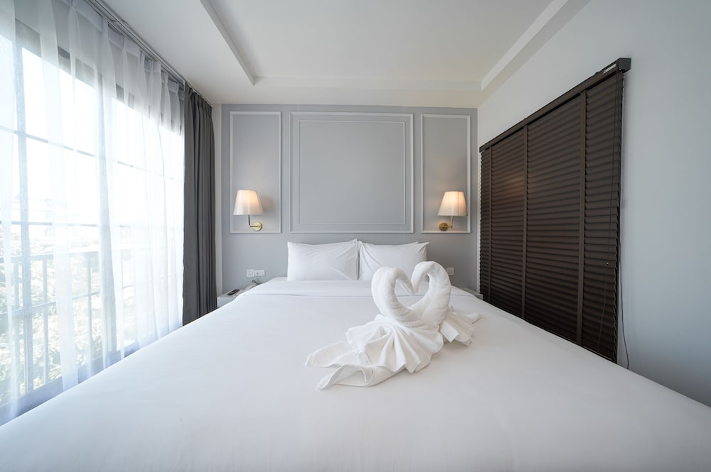 The Wing Boutique Hotel 8/39