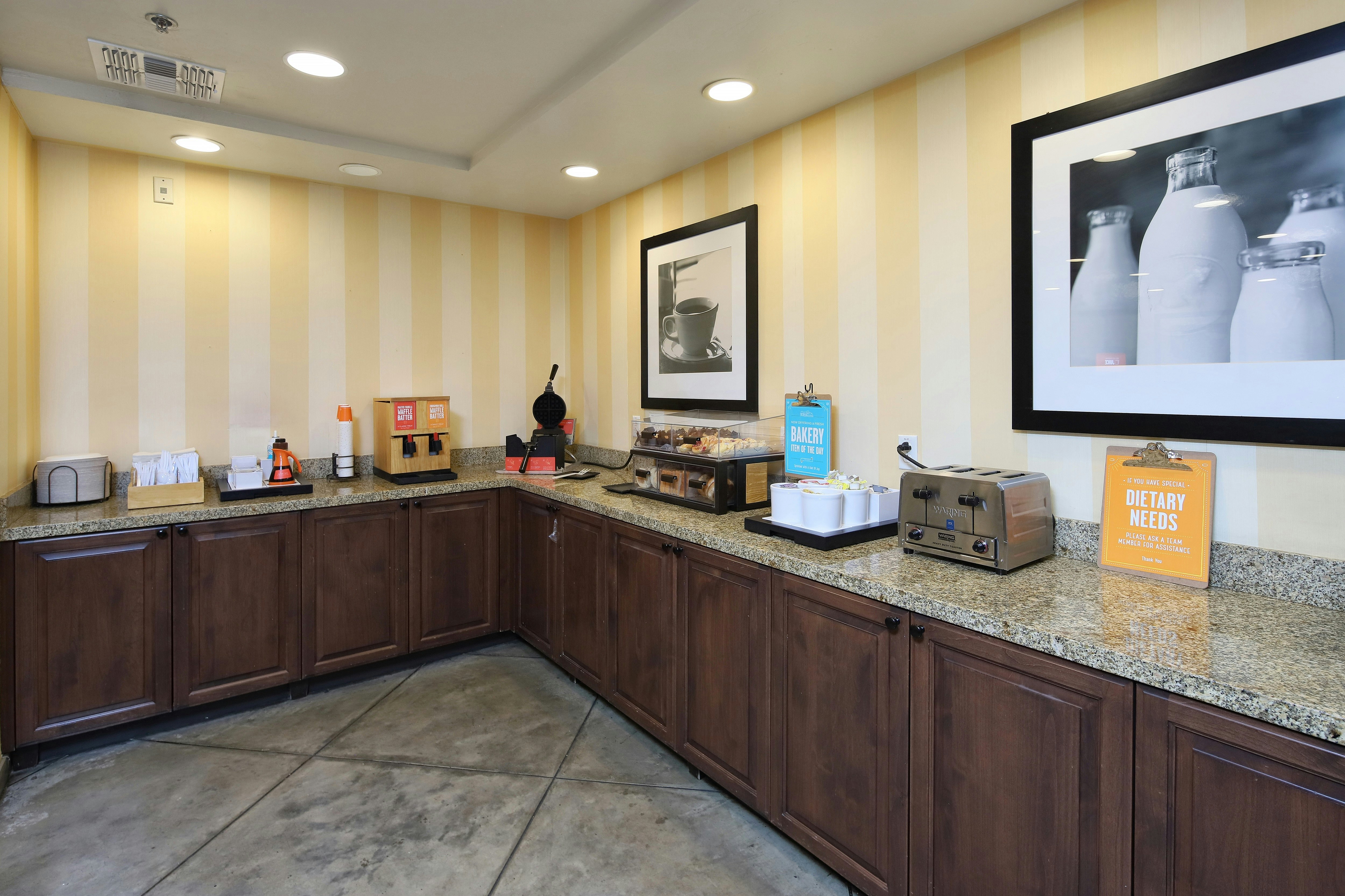 Hampton Inn and Suites Tucson Mall 14/62