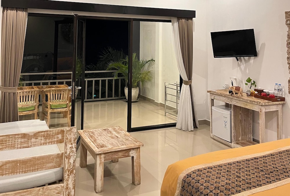 Mejore Beach Hotel 30/50