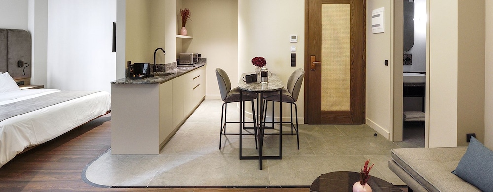 Roomore Apartments 27/50