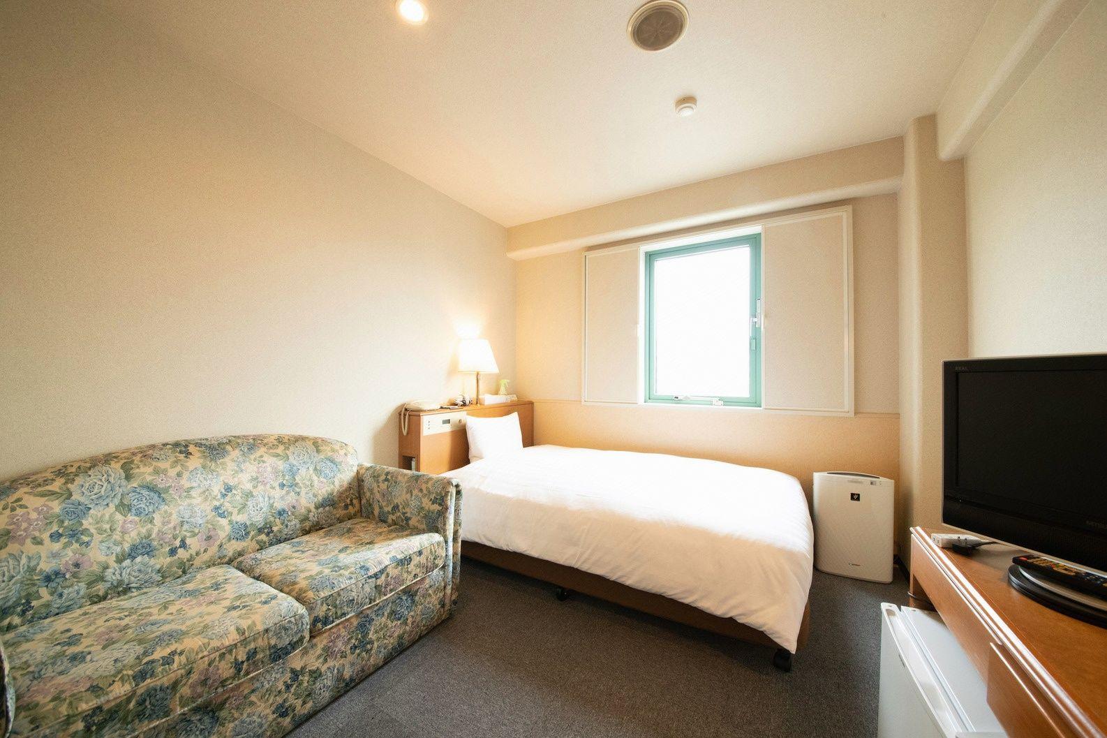 Semi Room, Standard, Semi Double Bed