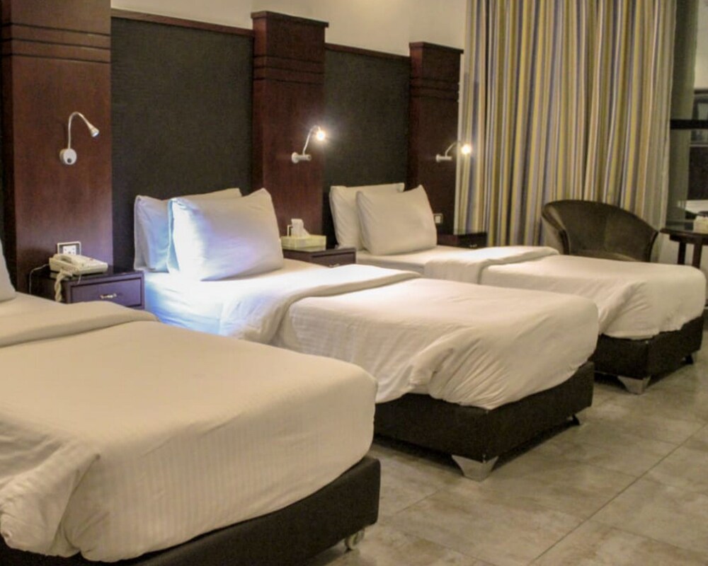 RUM HOTELS - AL WALEED 27/66