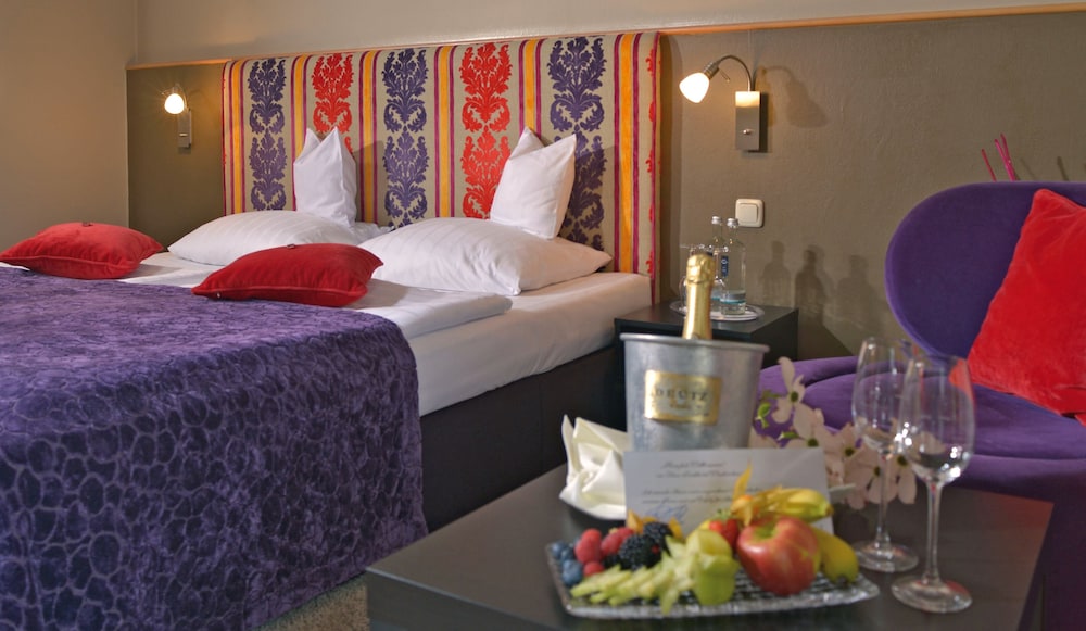 Parkhotel Weiskirchen 28/50