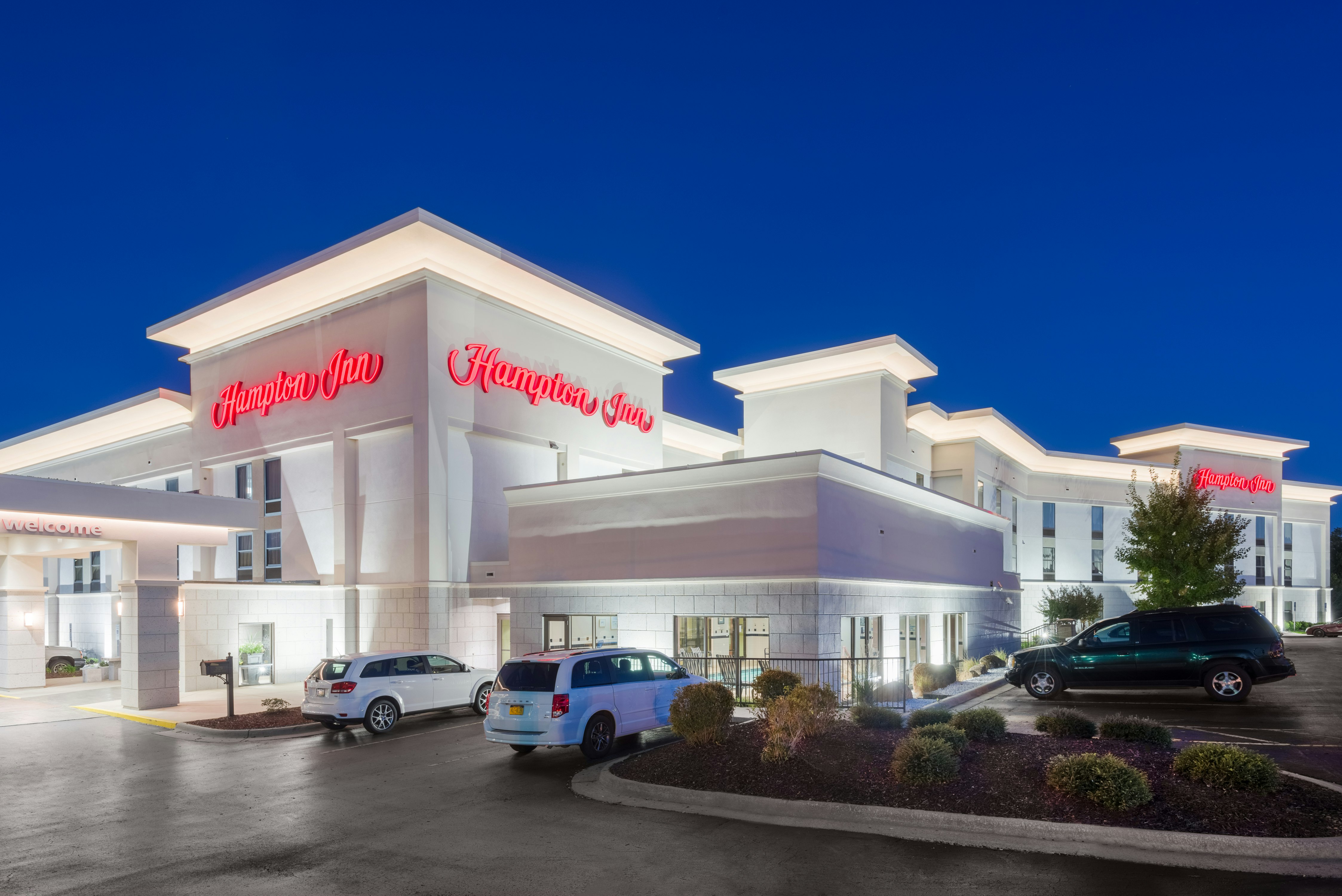 Hampton Inn Mount Airy 49/52