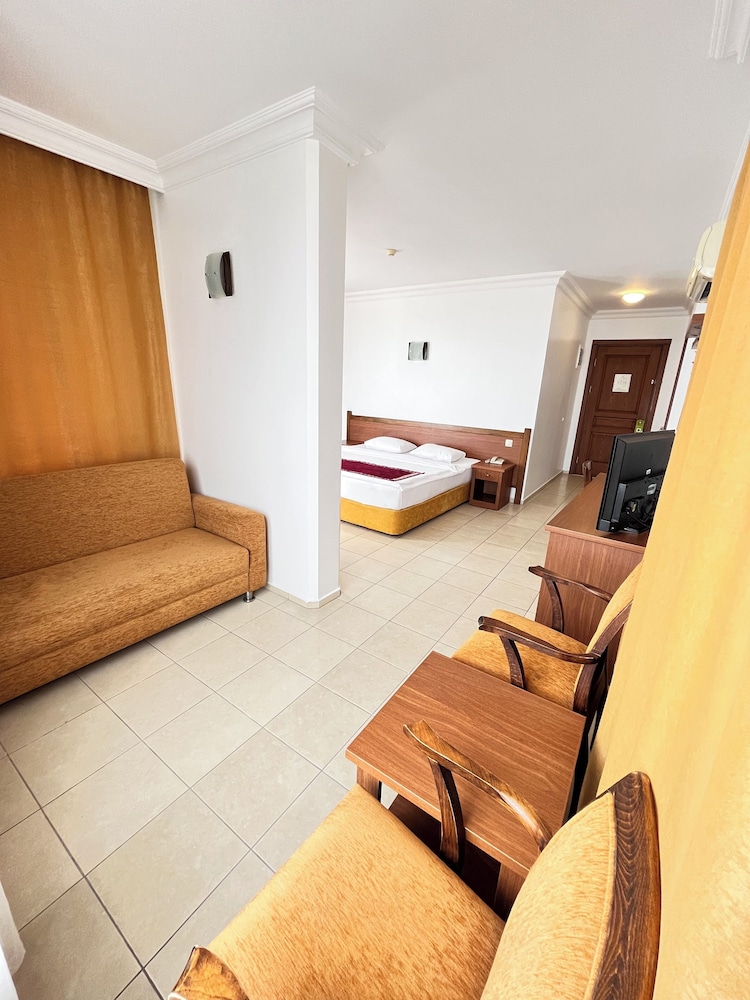 Hotel Royal Hill 26/50
