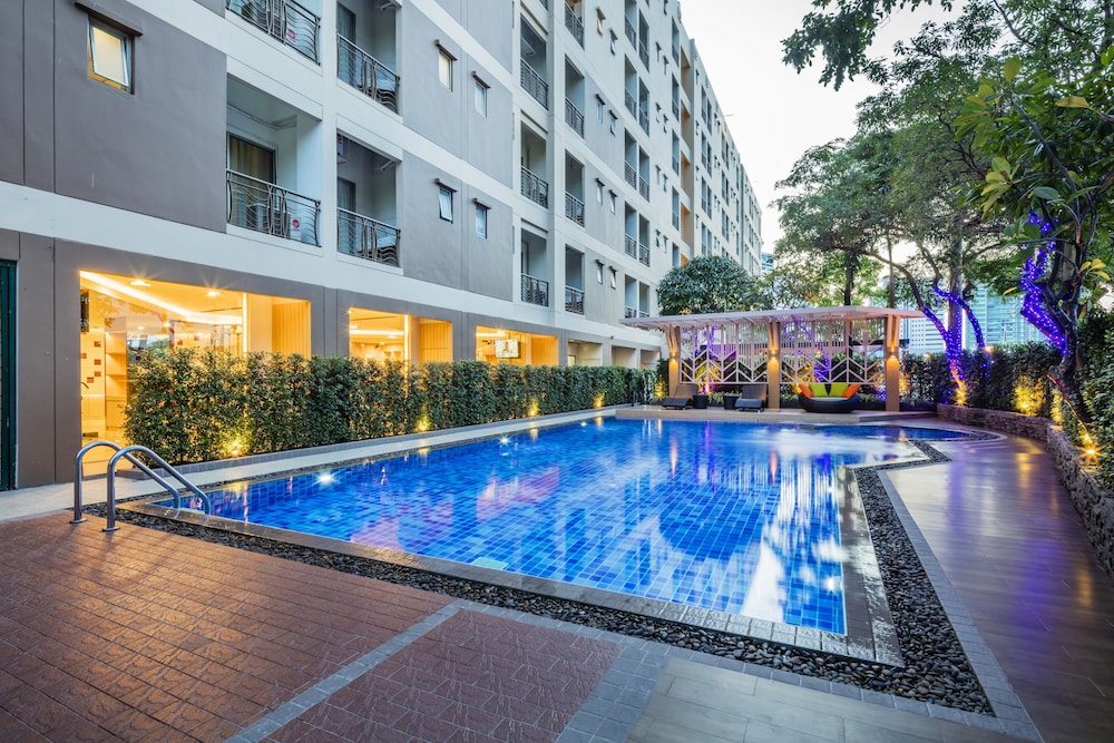 Pacific Park Hotel And Residence 5/64