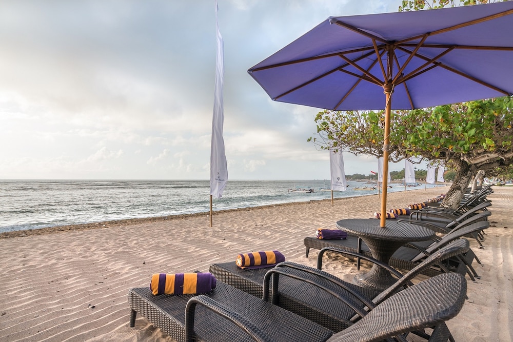 Bali Beach Hotel 42/50