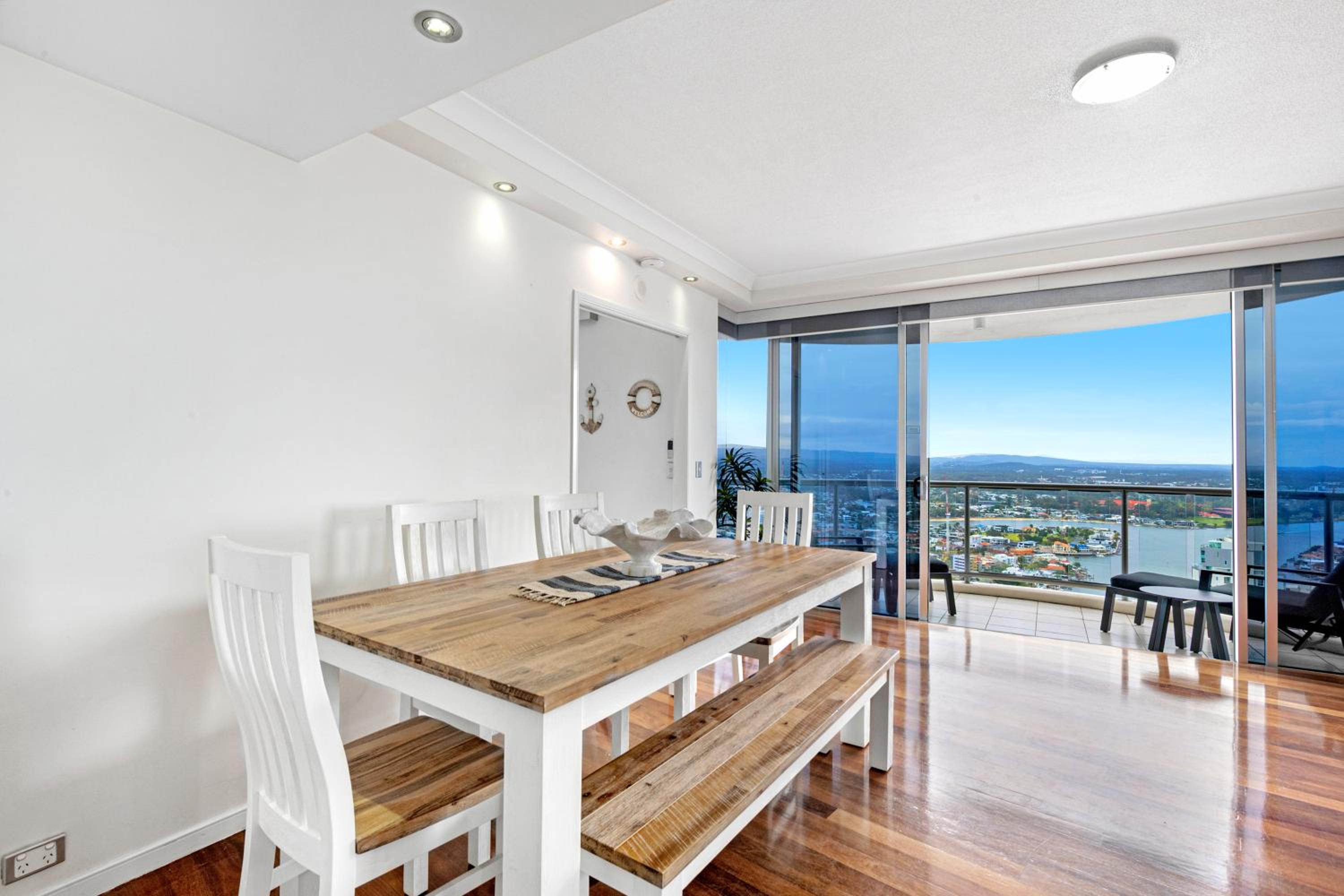 Surfers Paradise Private Apartments 42/59